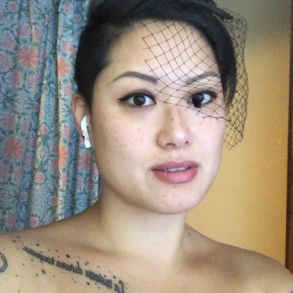 Meet your Posher, Malinda